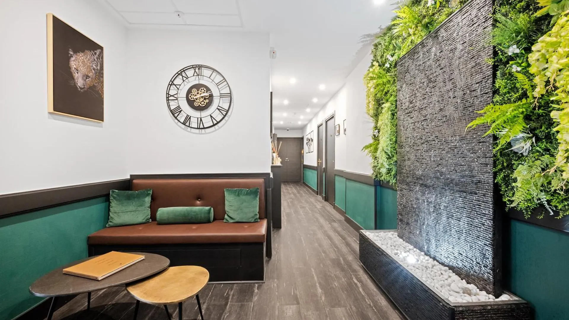 App-Art Aparthotel Nice 0*,  France